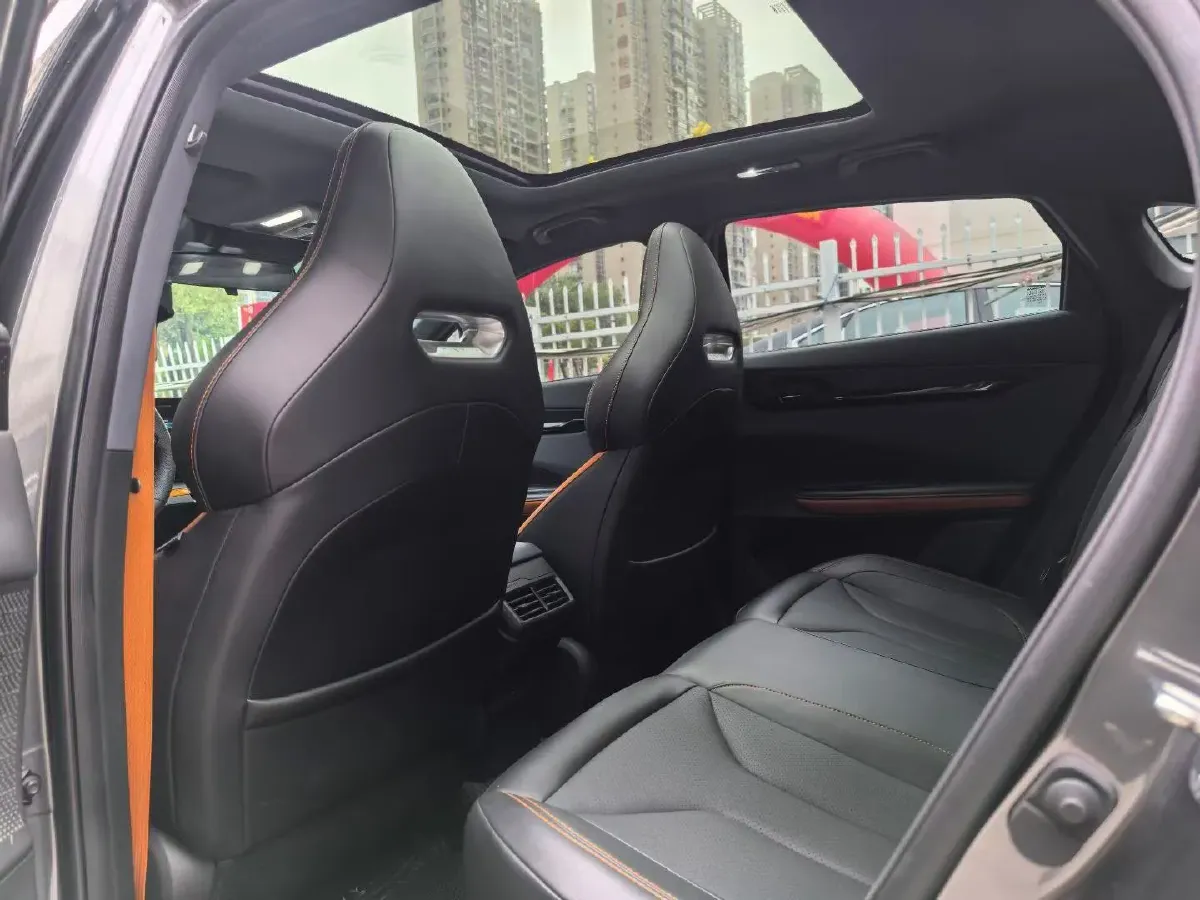 2023 ChangAn UNI-V 1.5T 188HP L4 7DCT,autocango,china used car exporter,china ev exporter,chinese used car exporter,chinese used ev exporter