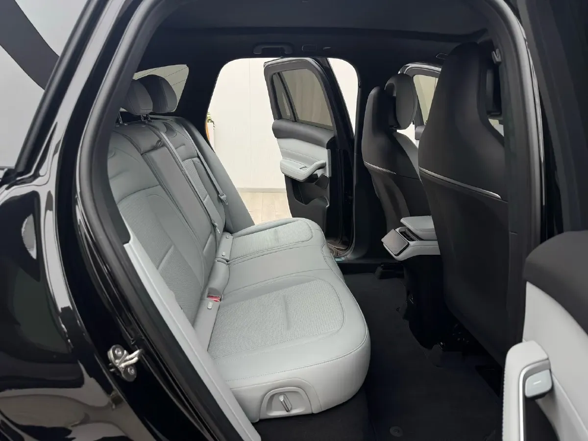 2023 NIO ES6 BEV 100KWH,autocango,china used car exporter,china ev exporter,chinese used car exporter,chinese used ev exporter