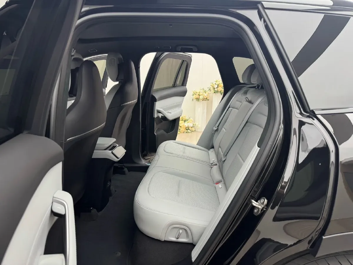 2023 NIO ES6 BEV 100KWH,autocango,china used car exporter,china ev exporter,chinese used car exporter,chinese used ev exporter