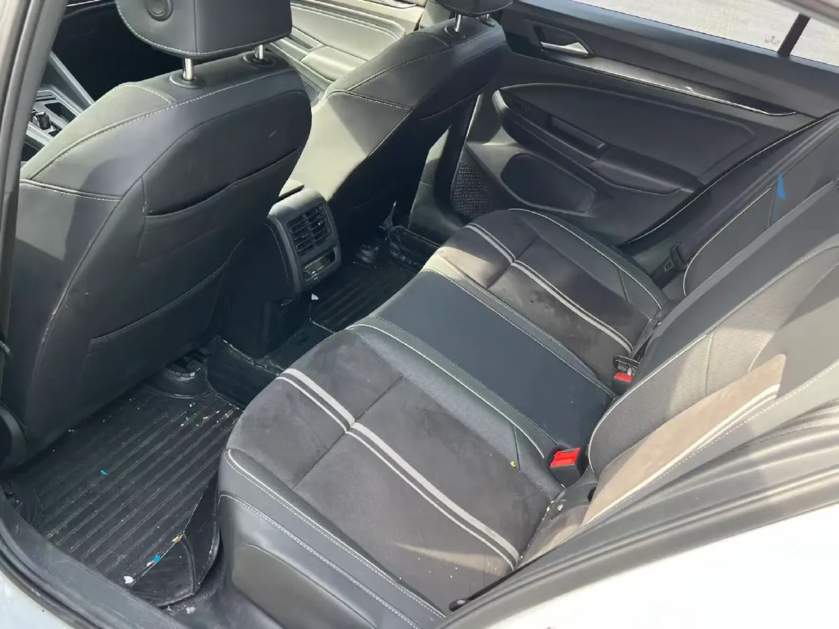 2023 Volkswagen Golf 1.4T 150HP L4 7DCT,autocango,china used car exporter,china ev exporter,chinese used car exporter,chinese used ev exporter