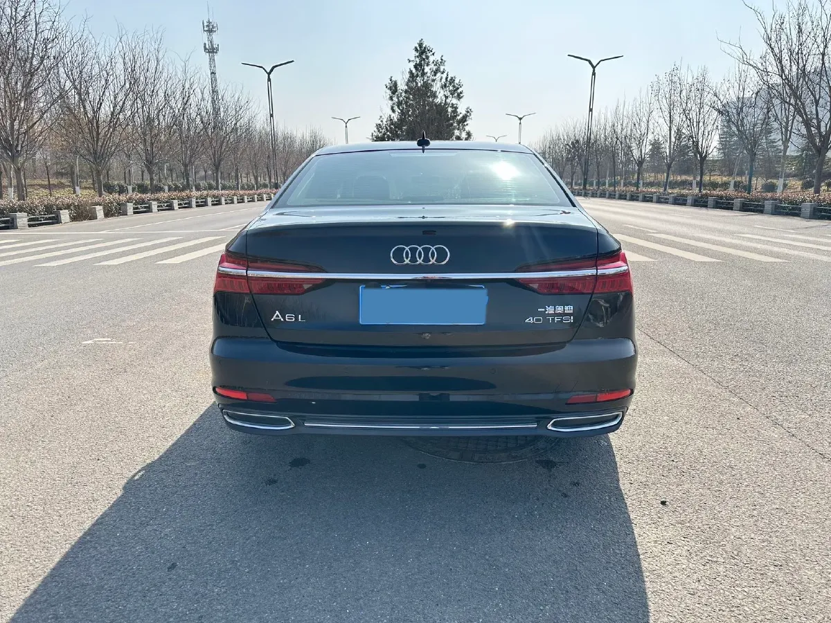 2020 Audi A6L 2.0T 190HP L4 7DCT,autocango,china used car exporter,china ev exporter,chinese used car exporter,chinese used ev exporter