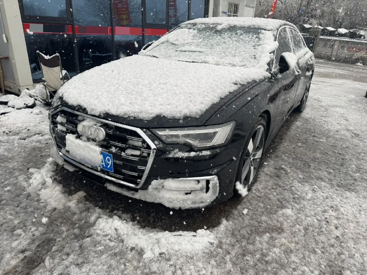 2023 Audi A6L 2.0T 245HP L4 7DCT,autocango,china used car exporter,china ev exporter,chinese used car exporter,chinese used ev exporter