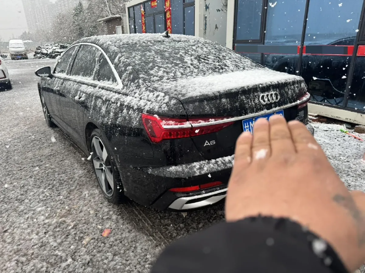 2023 Audi A6L 2.0T 245HP L4 7DCT,autocango,china used car exporter,china ev exporter,chinese used car exporter,chinese used ev exporter