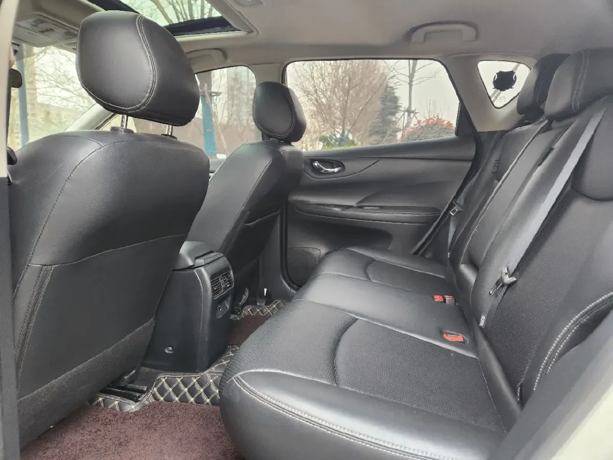 2021 Nissan Tiida 1.6L 122HP L4 CVT,autocango,china used car exporter,china ev exporter,chinese used car exporter,chinese used ev exporter