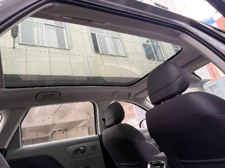 2025 Leapmotor B10 BEV 67.1KWH,autocango,china used car exporter,china ev exporter,chinese used car exporter,chinese used ev exporter