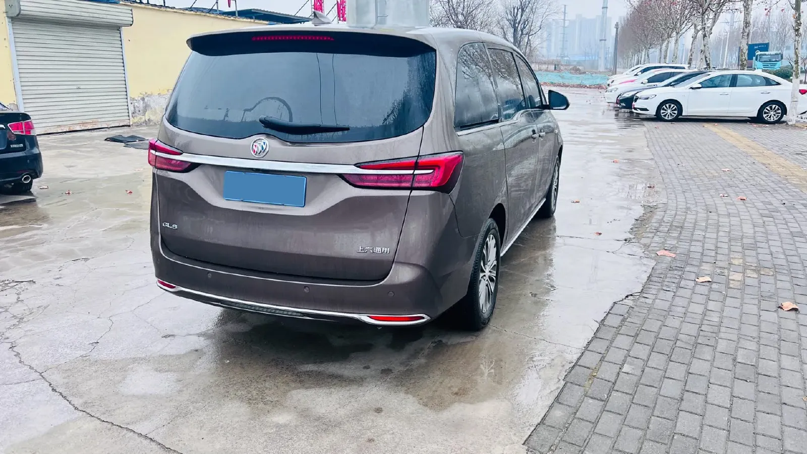 2023 Buick GL8 2.0T 237HP L4 9AT,autocango,china used car exporter,china ev exporter,chinese used car exporter,chinese used ev exporter