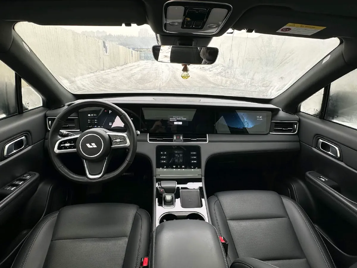 2021 Li ONE Range Extended 131HP REEV 40.5KWH,autocango,china used car exporter,china ev exporter,chinese used car exporter,chinese used ev exporter