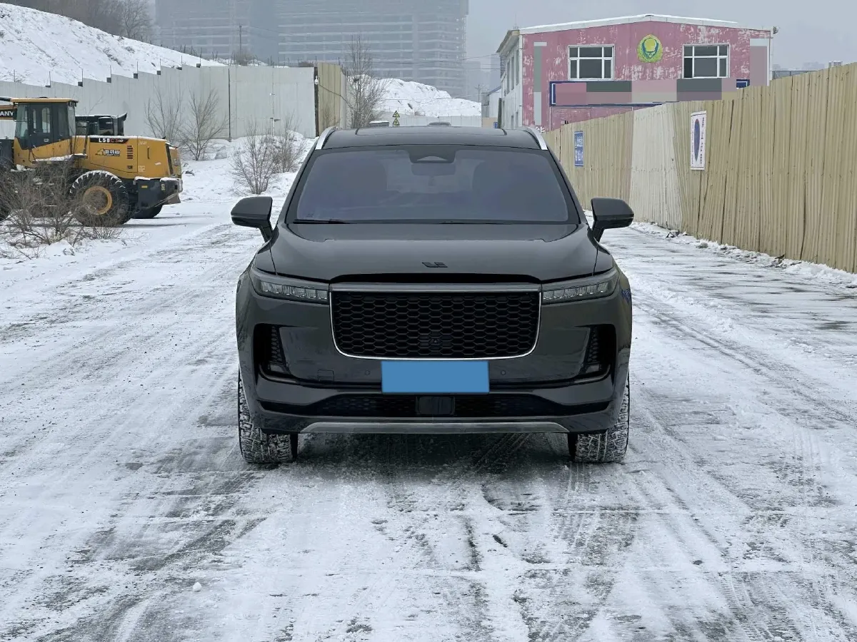 2021 Li ONE Range Extended 131HP REEV 40.5KWH,autocango,china used car exporter,china ev exporter,chinese used car exporter,chinese used ev exporter