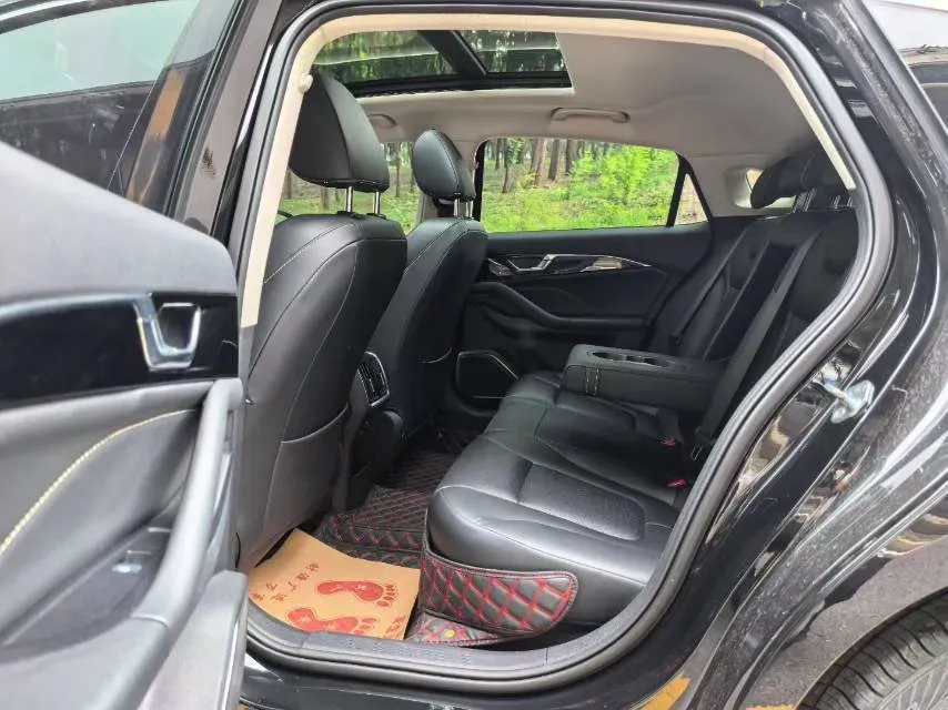 2021 Bestune B70 1.5T 169HP L4 7DCT,autocango,china used car exporter,china ev exporter,chinese used car exporter,chinese used ev exporter