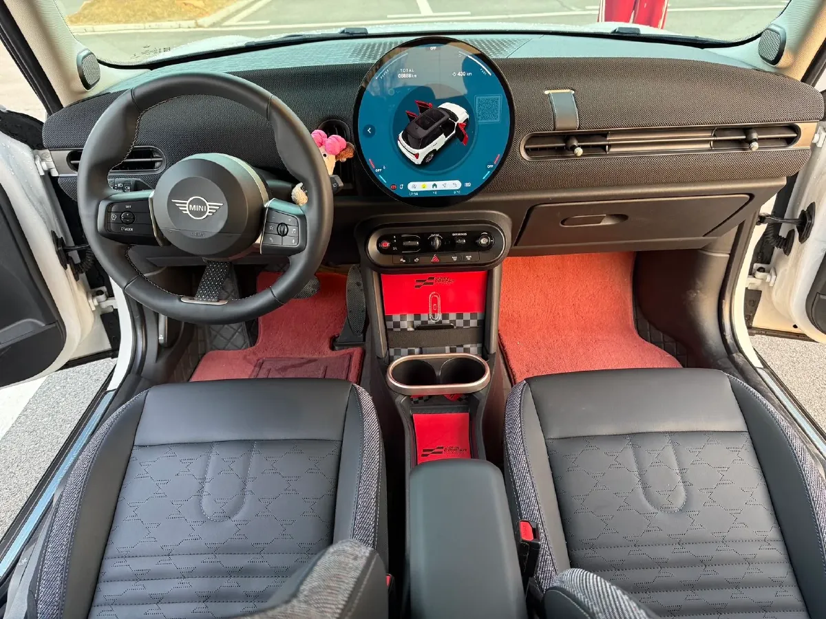 2025 MINI MINI 1.5T 156HP L3 7DCT,autocango,china used car exporter,china ev exporter,chinese used car exporter,chinese used ev exporter