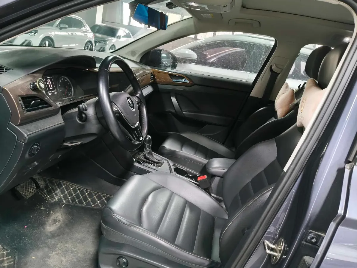 2021 Volkswagen Tharu 1.4T 150HP L4 7DCT,autocango,china used car exporter,china ev exporter,chinese used car exporter,chinese used ev exporter