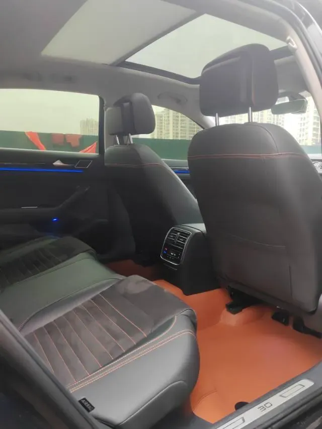 2020 Volkswagen Magotan 2.0T 186HP L4 7DCT,autocango,china used car exporter,china ev exporter,chinese used car exporter,chinese used ev exporter