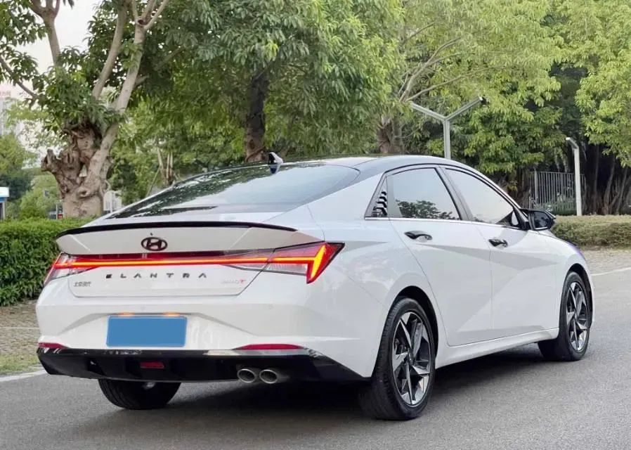2021 Hyundai Elantra 1.5L 115HP L4 CVT,autocango,china used car exporter,china ev exporter,chinese used car exporter,chinese used ev exporter