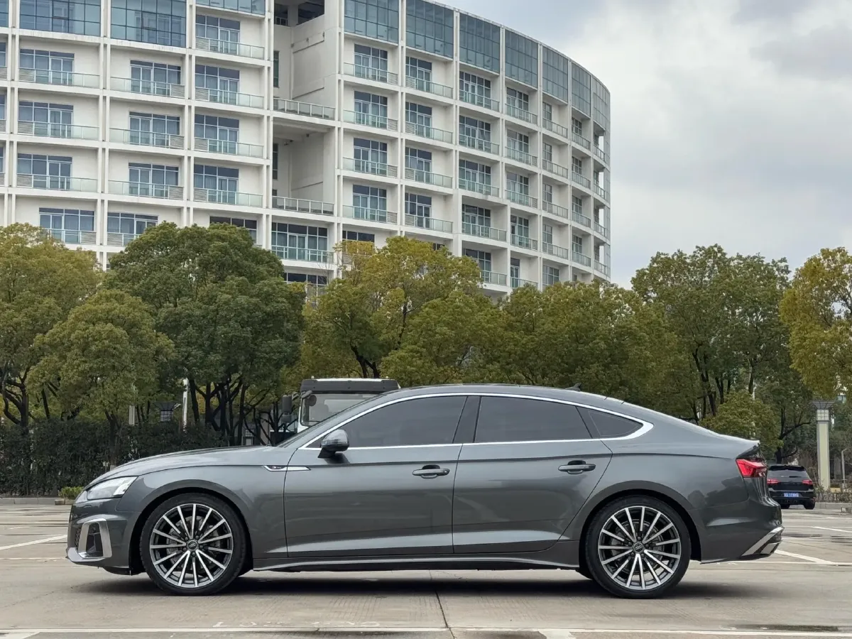 2023 Audi A5 2.0T 204HP L4 7DCT,autocango,china used car exporter,china ev exporter,chinese used car exporter,chinese used ev exporter