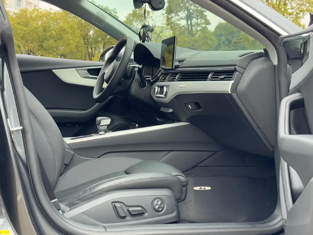 2023 Audi A5 2.0T 204HP L4 7DCT,autocango,china used car exporter,china ev exporter,chinese used car exporter,chinese used ev exporter