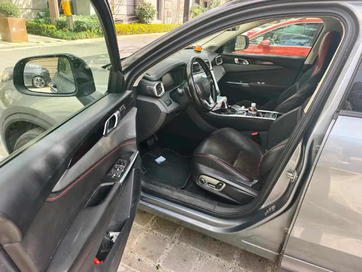 2017 Foton Sauvana 2.0T 218HP L4 6AT,autocango,china used car exporter,china ev exporter,chinese used car exporter,chinese used ev exporter