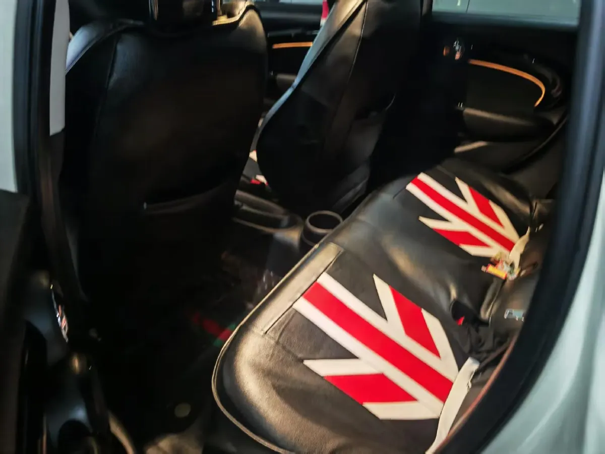 2022 MINI MINI 2.0T 192HP L4 7DCT,autocango,china used car exporter,china ev exporter,chinese used car exporter,chinese used ev exporter