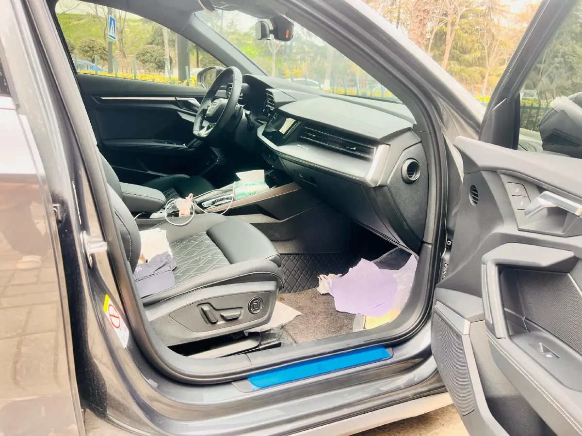 2025 Audi A3 1.5T 160HP L4 7DCT,autocango,china used car exporter,china ev exporter,chinese used car exporter,chinese used ev exporter