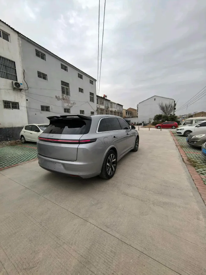 2023 Li L7 Range Extended 154HP REEV 40.9KWH,autocango,china used car exporter,china ev exporter,chinese used car exporter,chinese used ev exporter