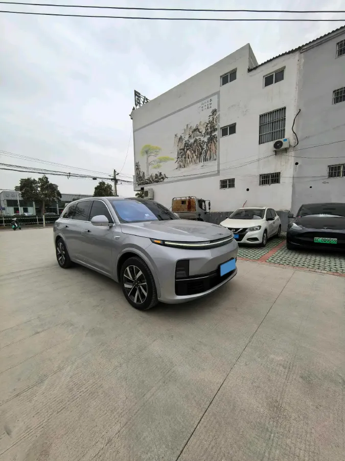 2023 Li L7 Range Extended 154HP REEV 40.9KWH,autocango,china used car exporter,china ev exporter,chinese used car exporter,chinese used ev exporter