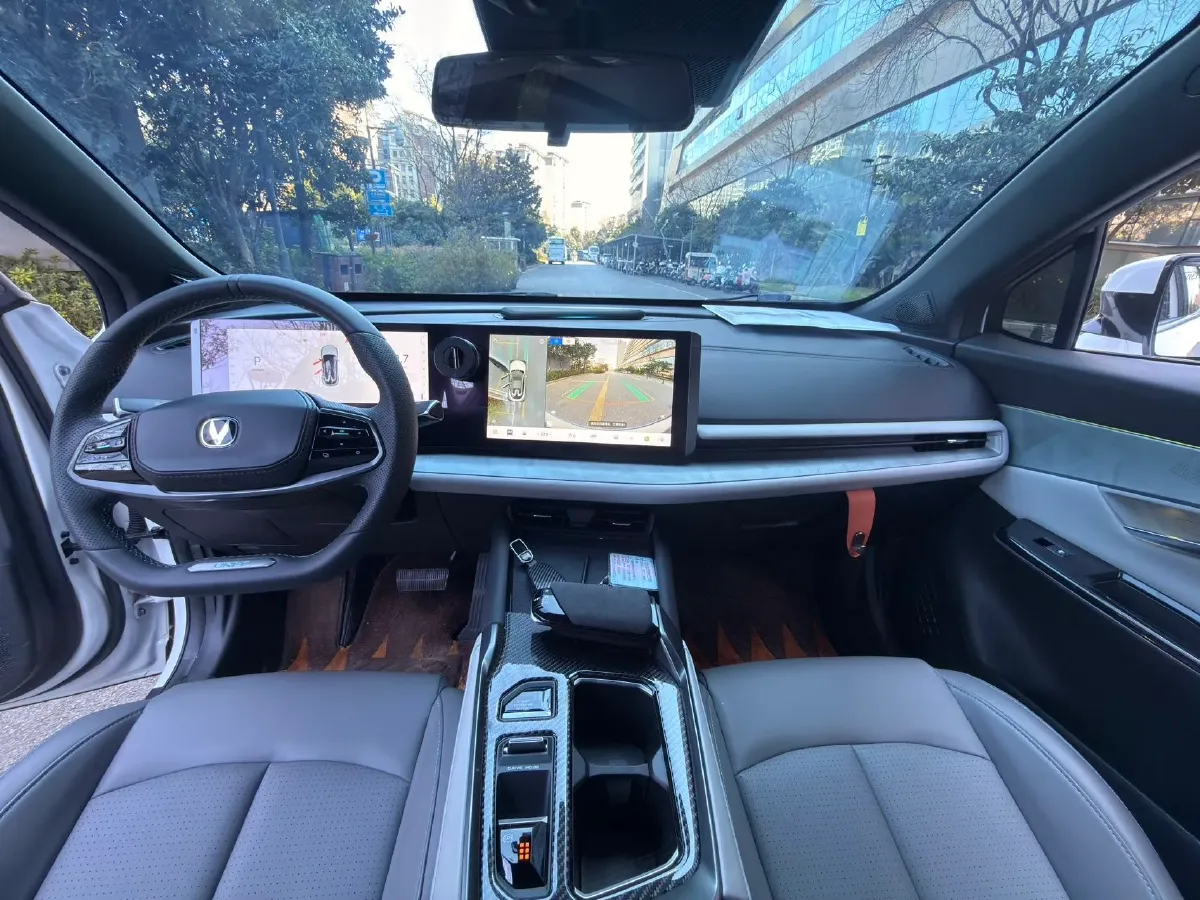 2023 ChangAn UNI-T 1.5T 188HP L4 7DCT,autocango,china used car exporter,china ev exporter,chinese used car exporter,chinese used ev exporter