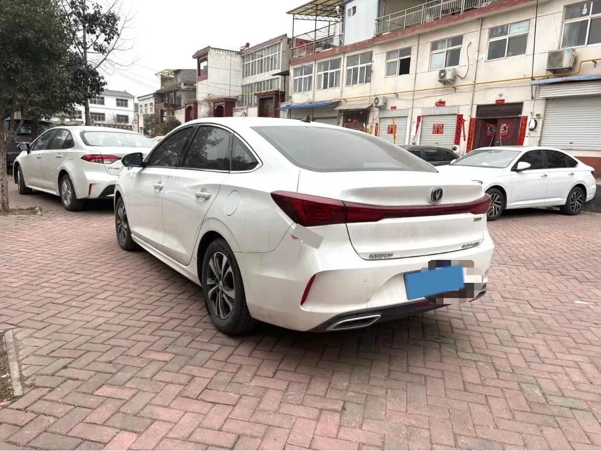 2022 ChangAn Eado 1.4T 160HP L4 7DCT,autocango,china used car exporter,china ev exporter,chinese used car exporter,chinese used ev exporter