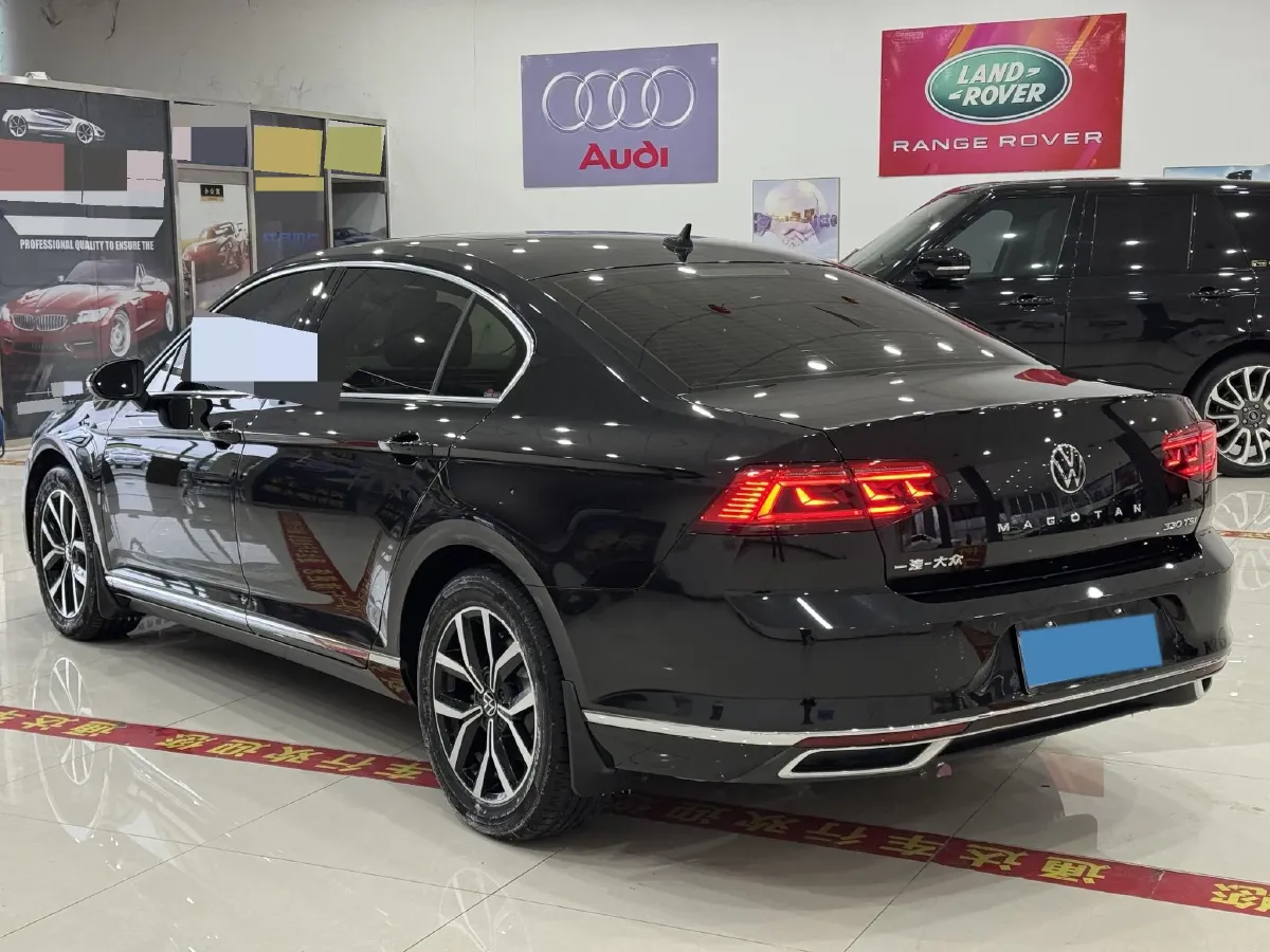 2020 Volkswagen Magotan 2.0T 186HP L4 7DCT,autocango,china used car exporter,china ev exporter,chinese used car exporter,chinese used ev exporter