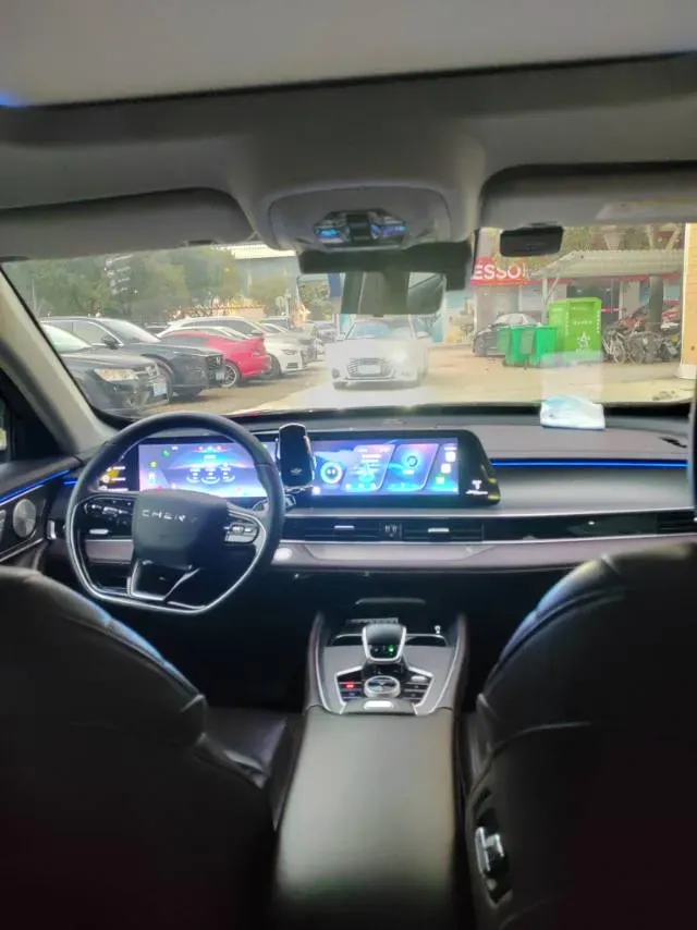 2022 Chery Tiggo 8 PRO 1.6T 197HP L4 7DCT,autocango,china used car exporter,china ev exporter,chinese used car exporter,chinese used ev exporter