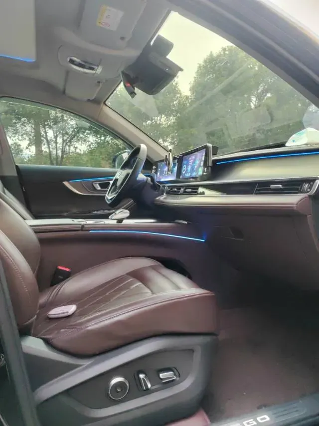 2022 Chery Tiggo 8 PRO 1.6T 197HP L4 7DCT,autocango,china used car exporter,china ev exporter,chinese used car exporter,chinese used ev exporter