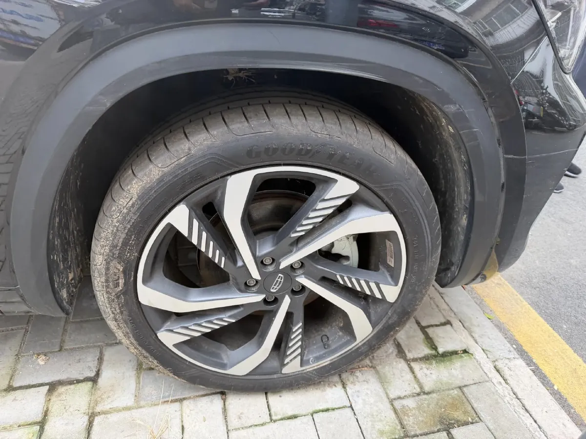 2024 Geely Monjaro 2.0T 238HP L4 8AT,autocango,china used car exporter,china ev exporter,chinese used car exporter,chinese used ev exporter