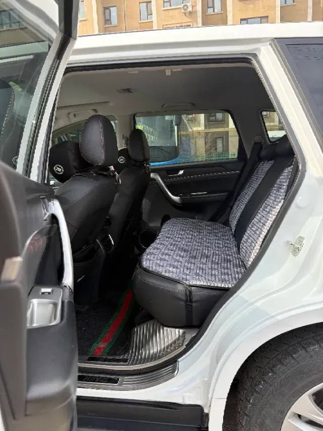 2019 Haval M6 1.5T 150HP L4 7DCT,autocango,china used car exporter,china ev exporter,chinese used car exporter,chinese used ev exporter