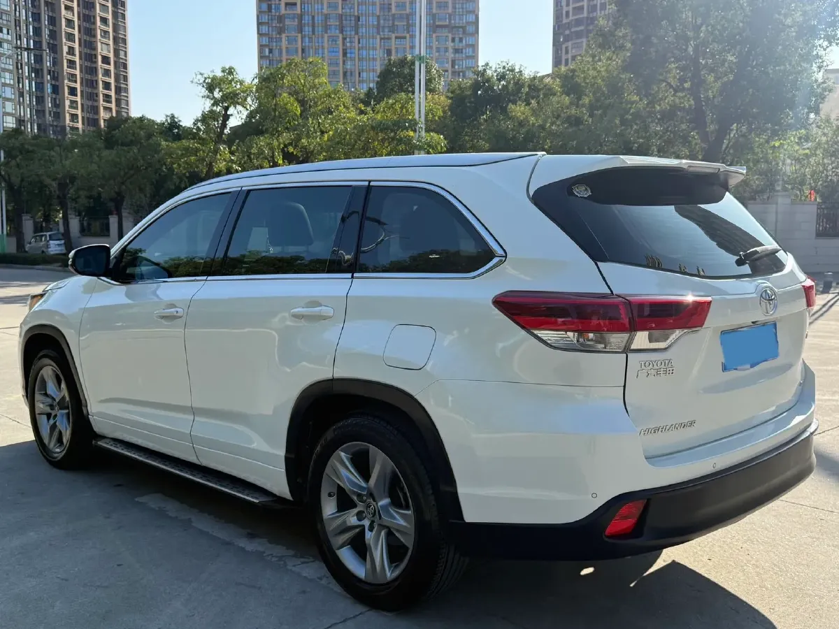 2018 Toyota Highlander 2.0T 220HP L4 6AT,autocango,china used car exporter,china ev exporter,chinese used car exporter,chinese used ev exporter