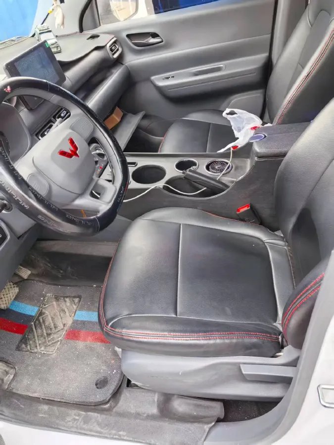 2024 WuLing HongGuang New Energy BEV 32.6KWH,autocango,china used car exporter,china ev exporter,chinese used car exporter,chinese used ev exporter