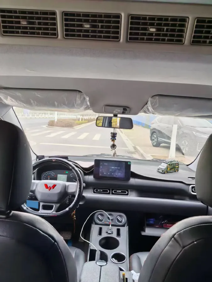 2024 WuLing HongGuang New Energy BEV 32.6KWH,autocango,china used car exporter,china ev exporter,chinese used car exporter,chinese used ev exporter