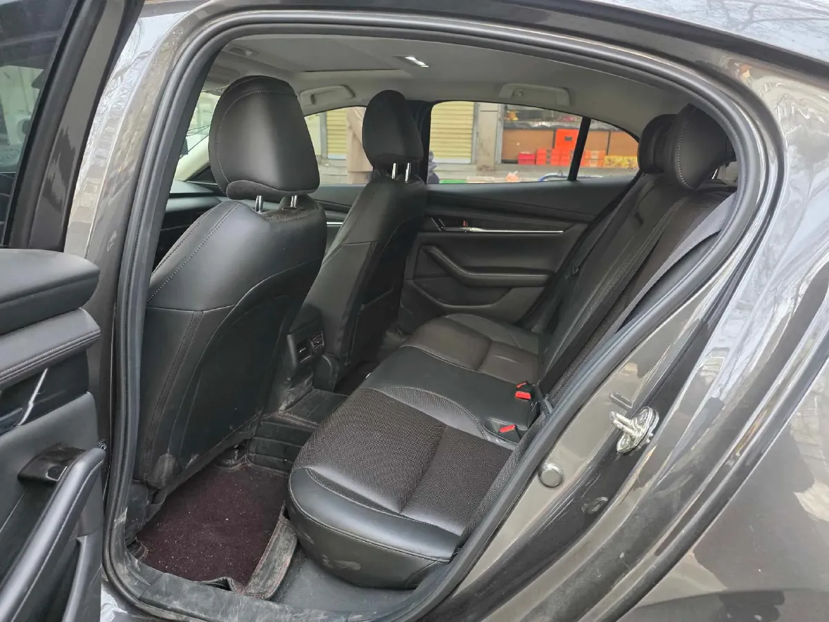 2021 Mazda 3 Axela 2.0L 158HP L4 6AT,autocango,china used car exporter,china ev exporter,chinese used car exporter,chinese used ev exporter