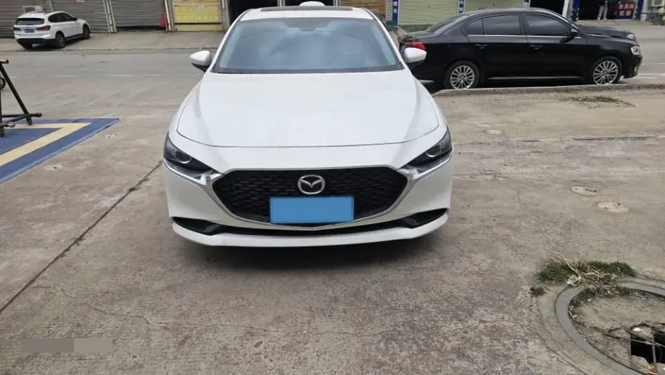 2022 Mazda 3 Axela 2.0L 158HP L4 6AT,autocango,china used car exporter,china ev exporter,chinese used car exporter,chinese used ev exporter