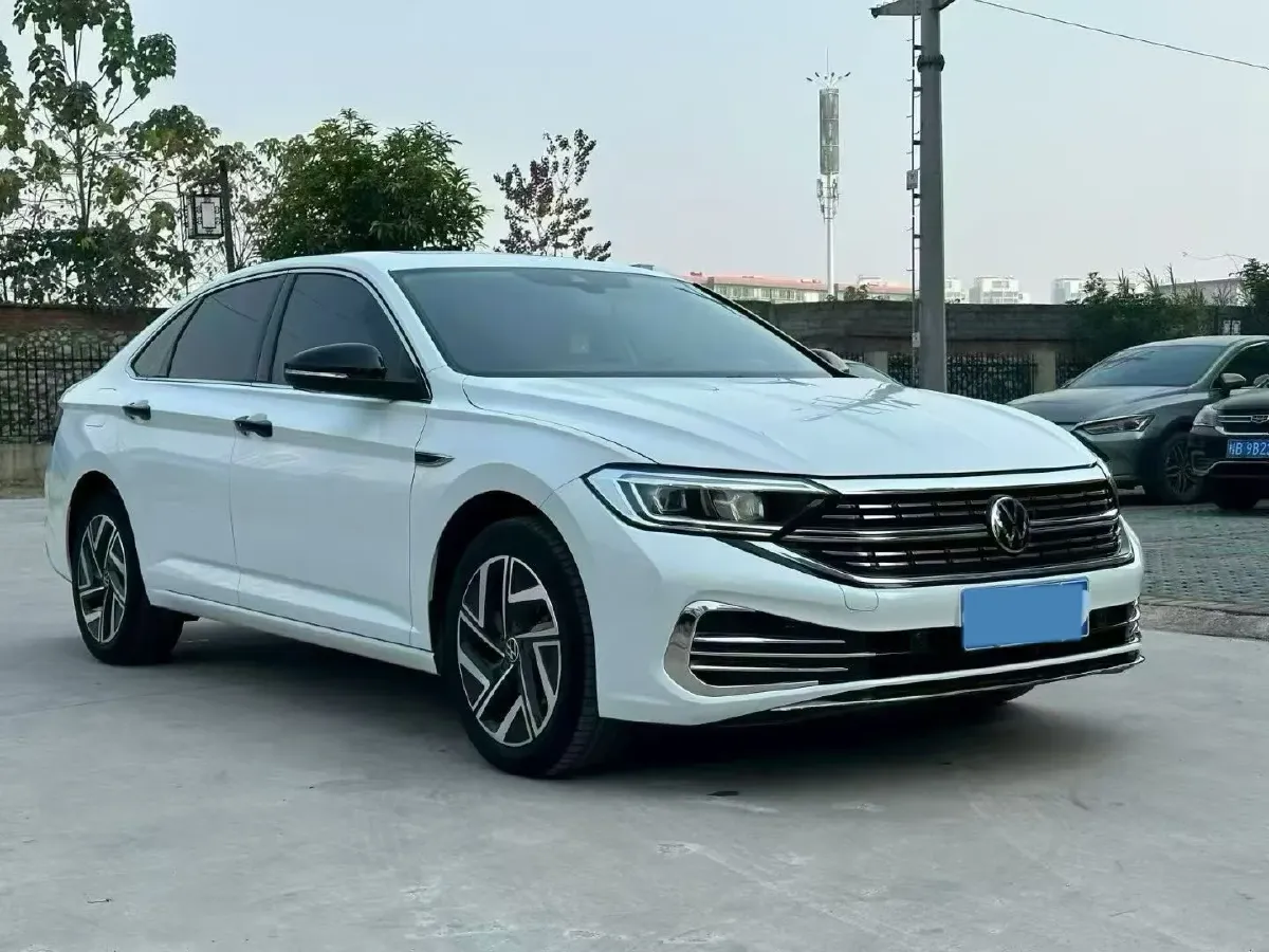 2024 Volkswagen Sagitar 1.5T 160HP L4 7DCT,autocango,china used car exporter,china ev exporter,chinese used car exporter,chinese used ev exporter
