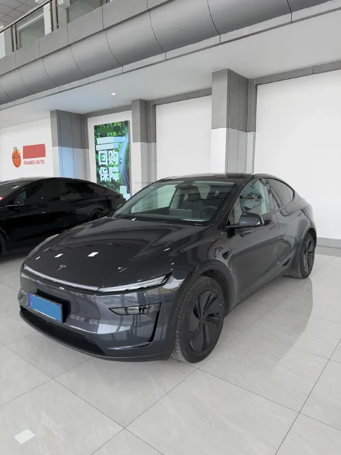 2025 Tesla Model Y BEV 78.4KWH,autocango,china used car exporter,china ev exporter,chinese used car exporter,chinese used ev exporter