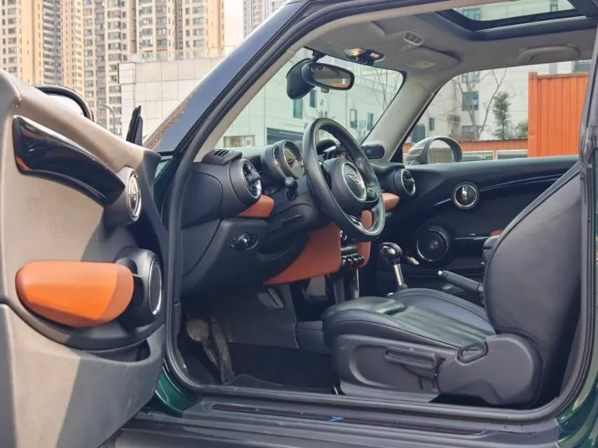 2016 MINI MINI 2.0T 192HP L4 6AT,autocango,china used car exporter,china ev exporter,chinese used car exporter,chinese used ev exporter