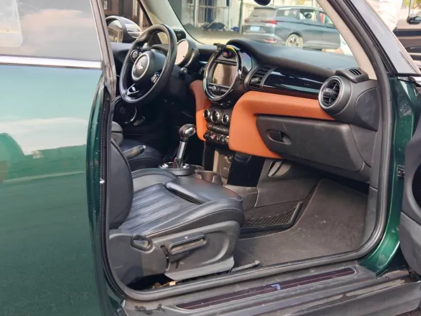 2016 MINI MINI 2.0T 192HP L4 6AT,autocango,china used car exporter,china ev exporter,chinese used car exporter,chinese used ev exporter