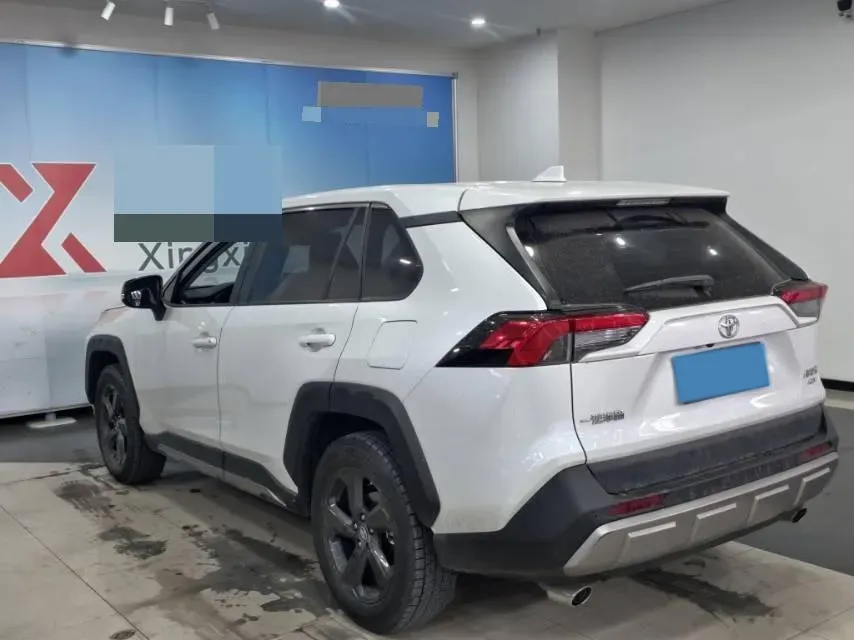 2022 Toyota RAV4 2.0L 171HP L4 CVT,autocango,china used car exporter,china ev exporter,chinese used car exporter,chinese used ev exporter