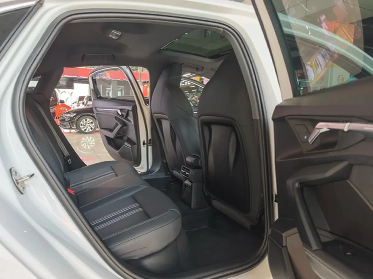 2024 Audi A3 1.4T 150HP L4 7DCT,autocango,china used car exporter,china ev exporter,chinese used car exporter,chinese used ev exporter