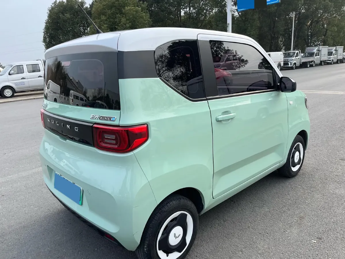 2021 WuLing HongGuang MINI EV BEV 9KWH,autocango,china used car exporter,china ev exporter,chinese used car exporter,chinese used ev exporter