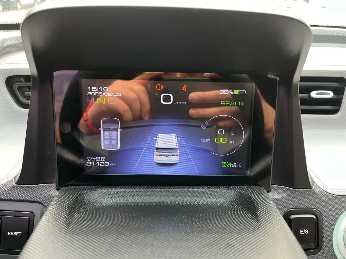 2021 WuLing HongGuang MINI EV BEV 9KWH,autocango,china used car exporter,china ev exporter,chinese used car exporter,chinese used ev exporter