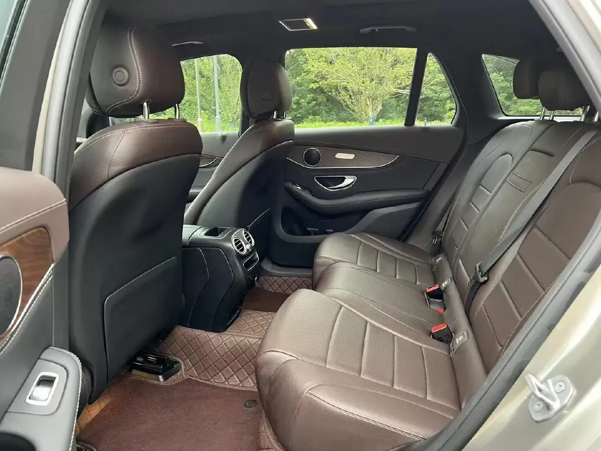 2020 Mercedes-Benz GLC Class 2.0T 197HP L4 9AT,autocango,china used car exporter,china ev exporter,chinese used car exporter,chinese used ev exporter