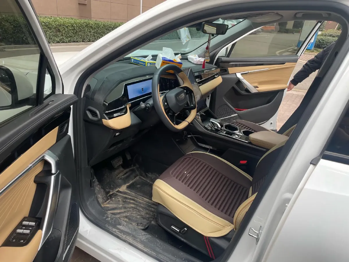 2023 Geely StarRay 1.5T 181HP L4 7DCT,autocango,china used car exporter,china ev exporter,chinese used car exporter,chinese used ev exporter