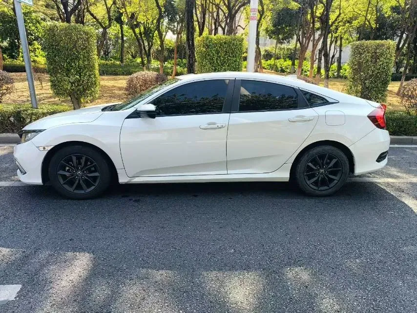 2019 Honda Civic 1.5T 177HP L4 CVT,autocango,china used car exporter,china ev exporter,chinese used car exporter,chinese used ev exporter
