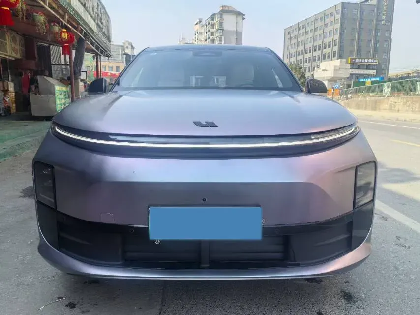 2024 Li L6 Range Extended 154HP L4 REEV 36.8KWH,autocango,china used car exporter,china ev exporter,chinese used car exporter,chinese used ev exporter