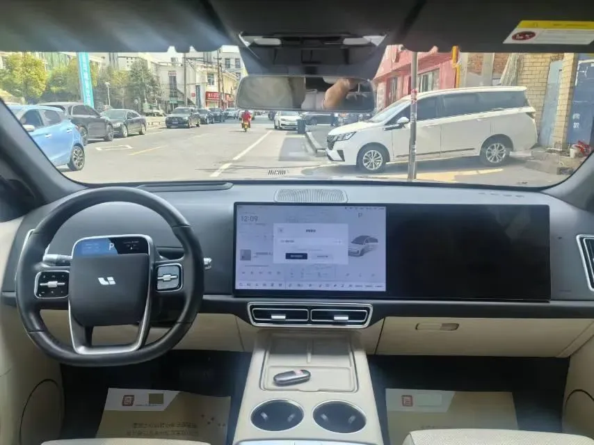 2024 Li L6 Range Extended 154HP L4 REEV 36.8KWH,autocango,china used car exporter,china ev exporter,chinese used car exporter,chinese used ev exporter