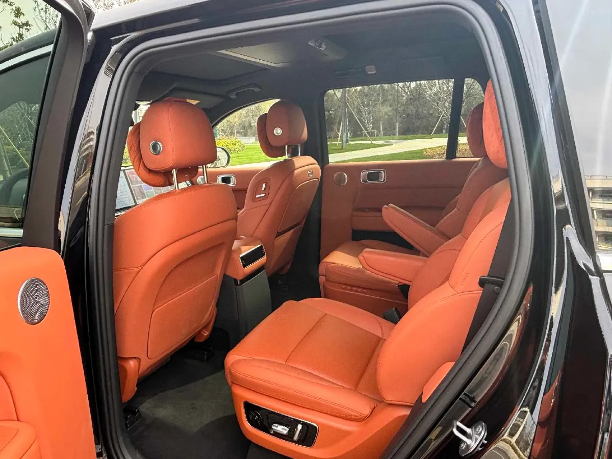 2024 Li L9 Range Extended 154HP REEV 52.3KWH,autocango,china used car exporter,china ev exporter,chinese used car exporter,chinese used ev exporter